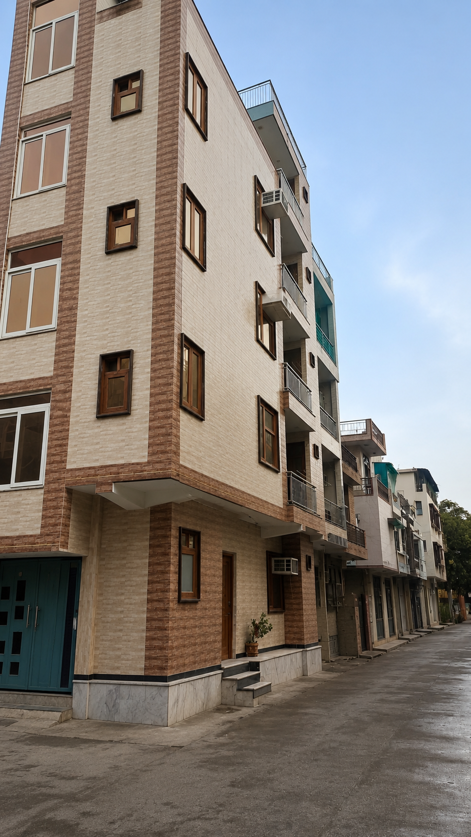 32 SQ MTR KOTHI FOR SALE IN ROHINI SECTOR 7